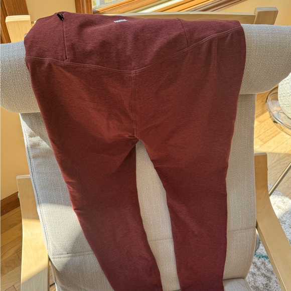Vuori Heathered rust/orange Performance Leggings - Picture 3 of 5